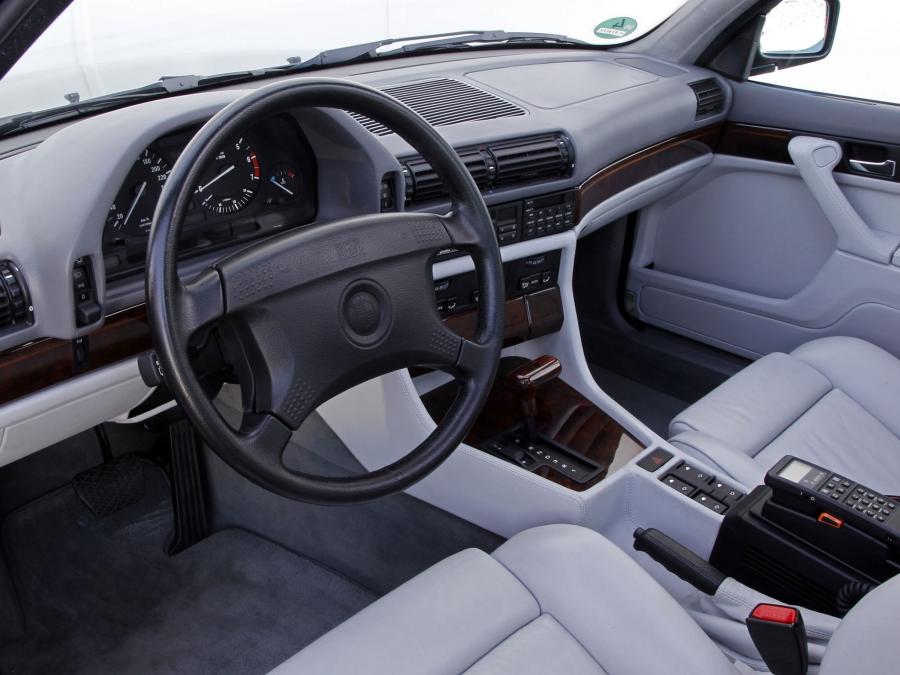  BMW 750iL 1987 года  (фото 4 из 18)